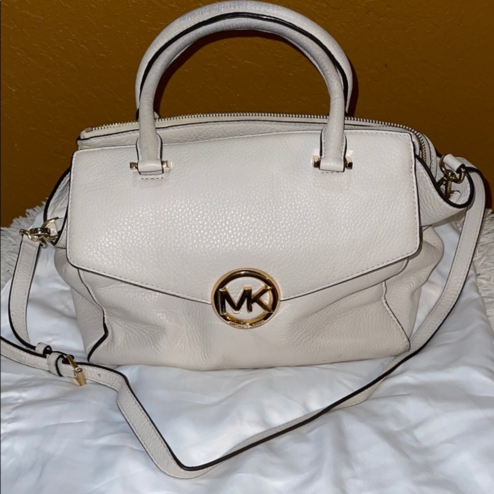 Michael Kors cream leather bag